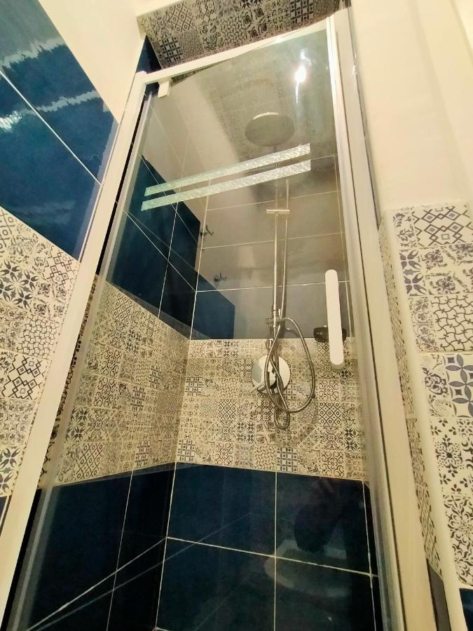 Lanzies Guesthouse Rom Eksteriør billede