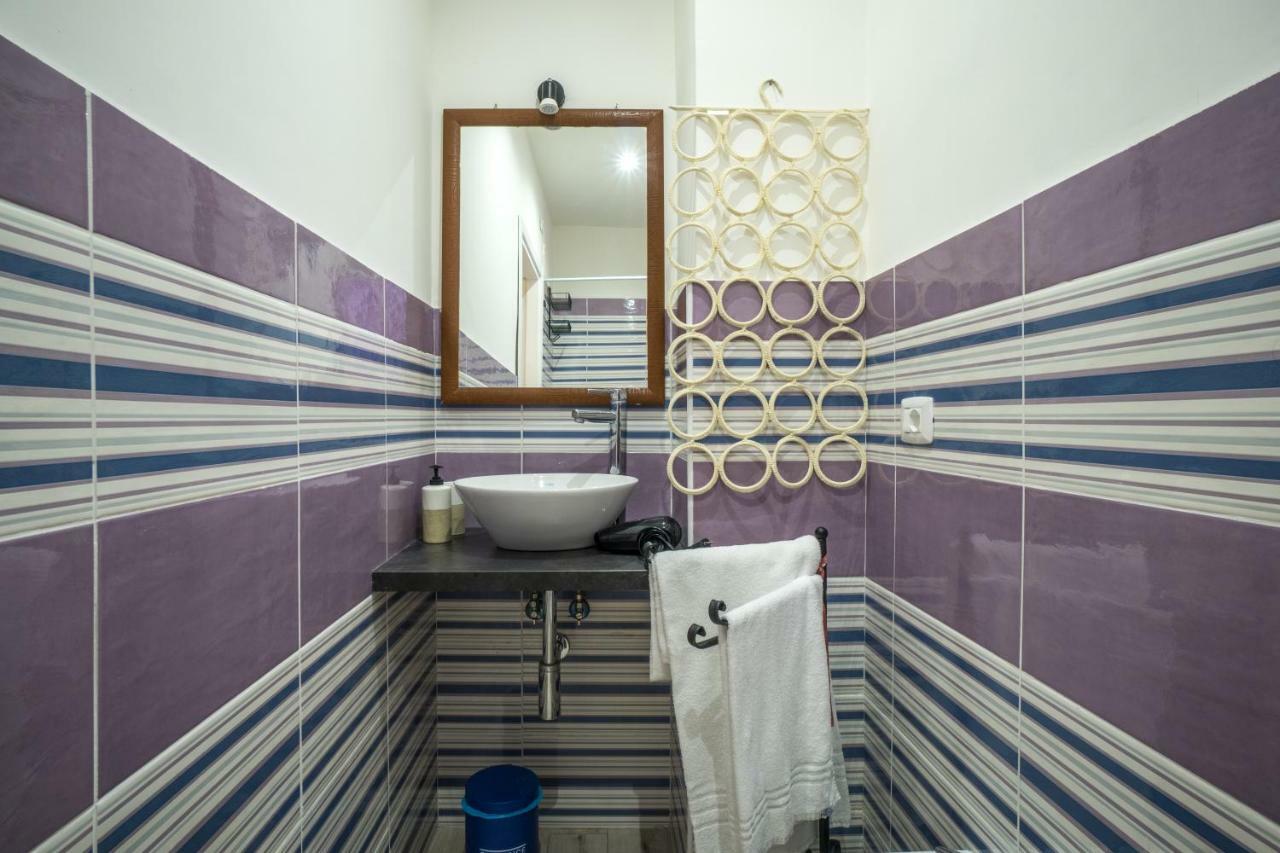 Lanzies Guesthouse Rom Eksteriør billede